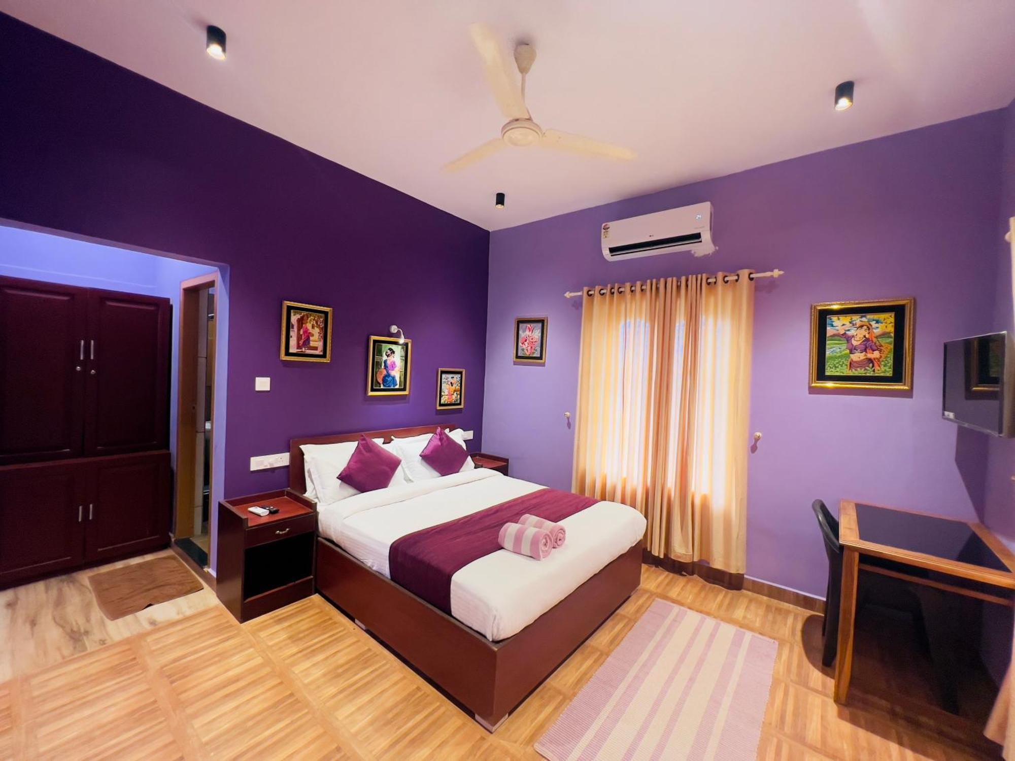 Munnar Blue Mist Bed & Breakfast Ngoại thất bức ảnh
