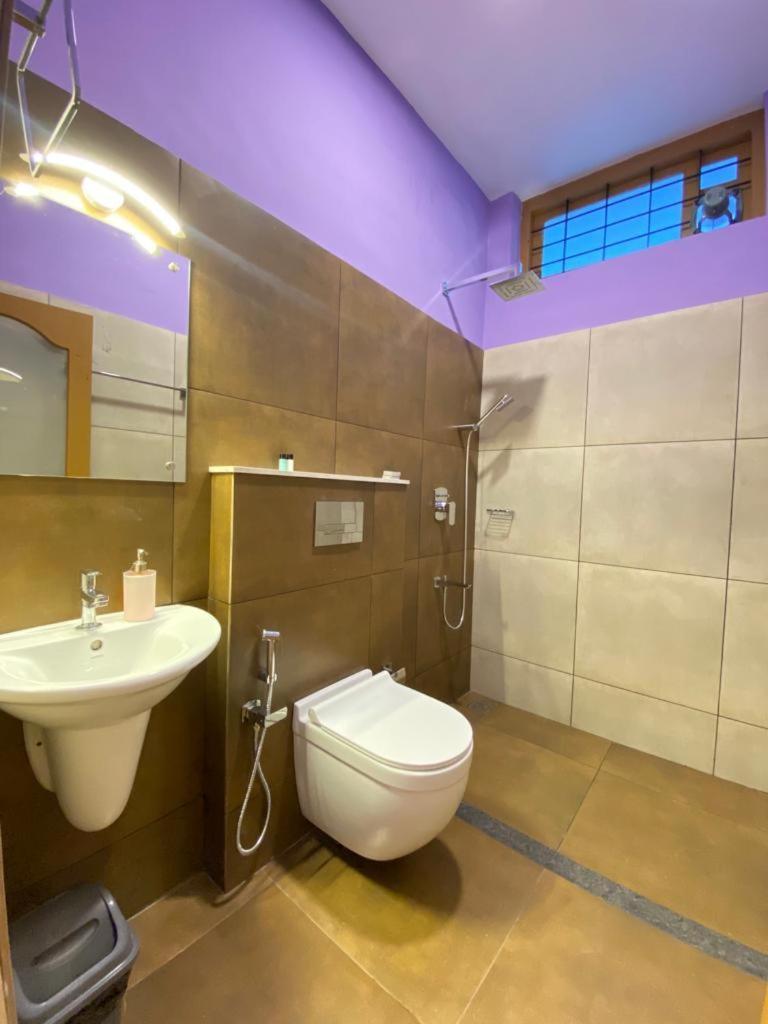 Munnar Blue Mist Bed & Breakfast Phòng bức ảnh