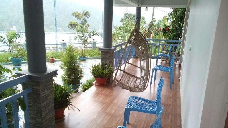 Munnar Blue Mist Bed & Breakfast Ngoại thất bức ảnh