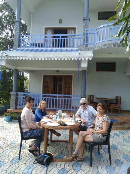 Munnar Blue Mist Bed & Breakfast Ngoại thất bức ảnh